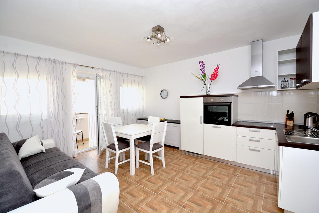 Apartment Old Town Twins Zadar